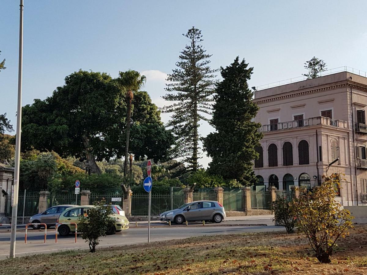 Casa Vacanze Villa D'Orleans Palermo Exterior photo